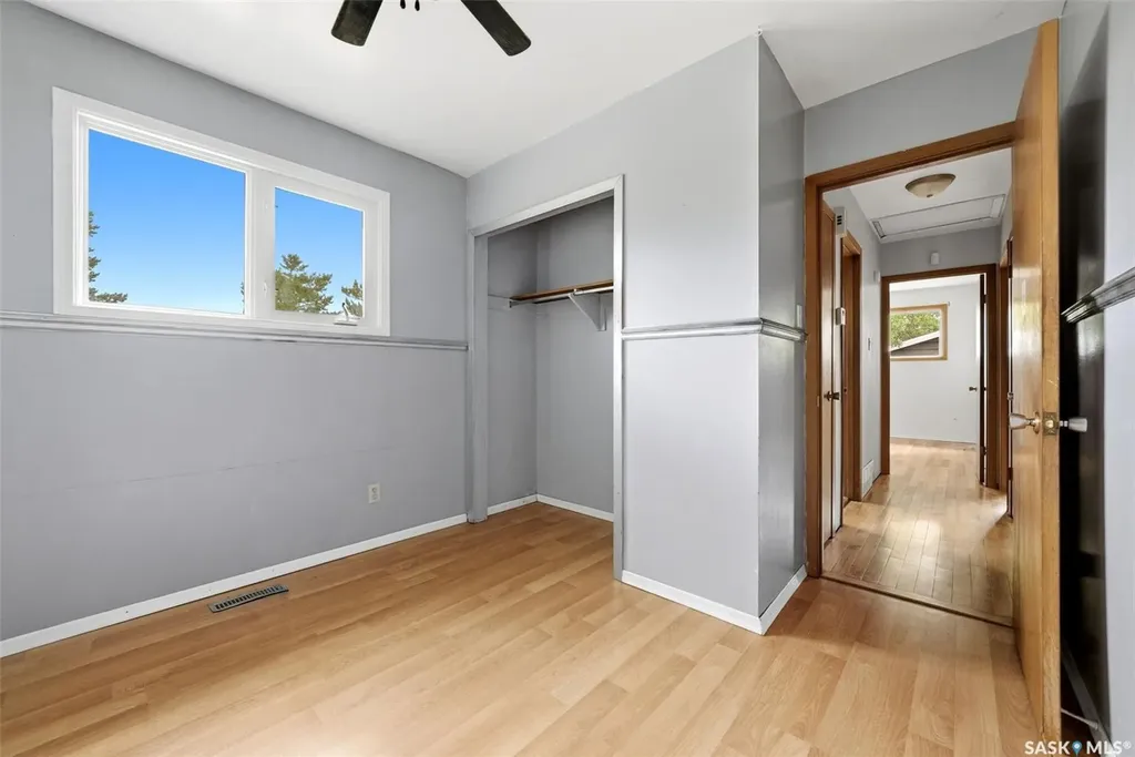 1317 Kent Street Regina SK S4T 5T2