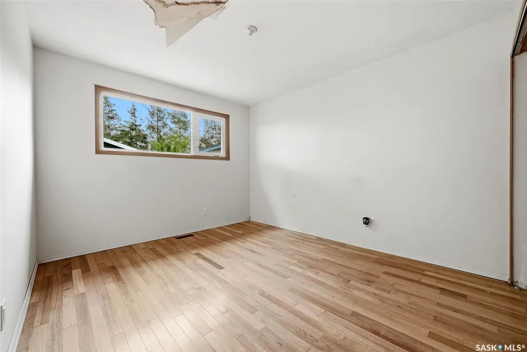1317 Kent Street Regina SK S4T 5T2