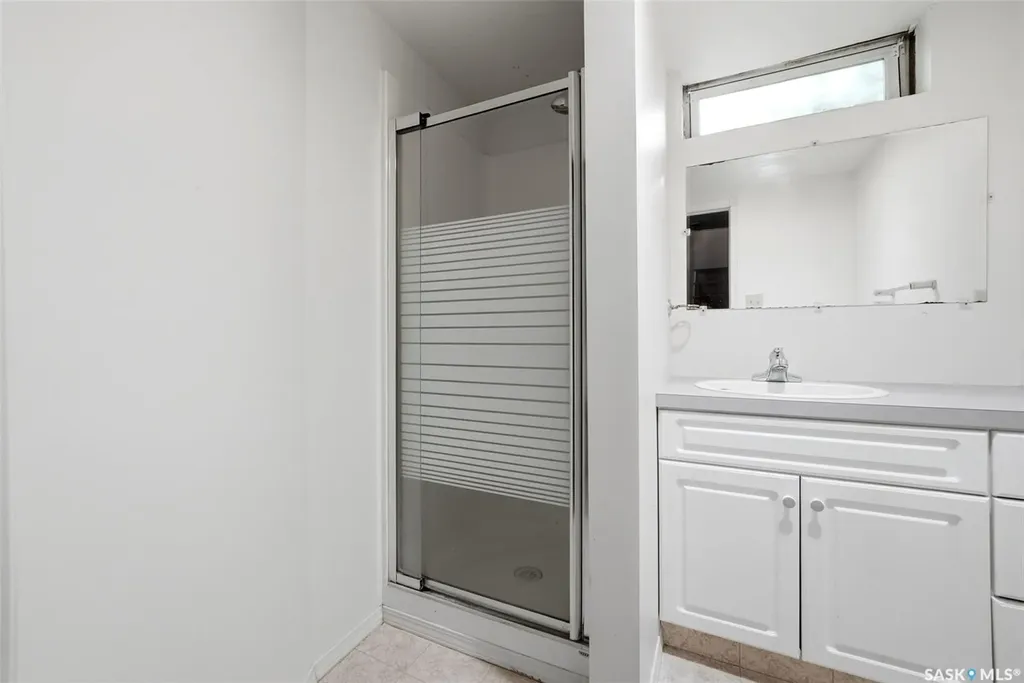 1317 Kent Street Regina SK S4T 5T2