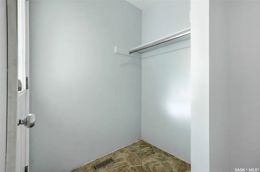1317 Kent Street Regina SK S4T 5T2