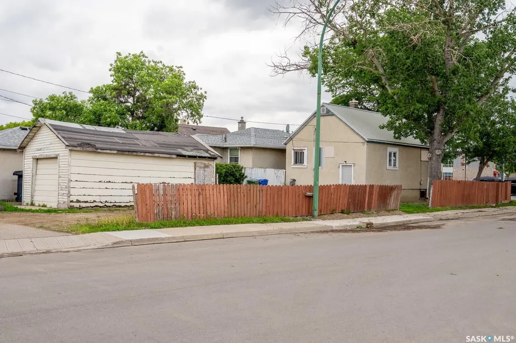 201 Broad Street Regina SK S4R 1X1