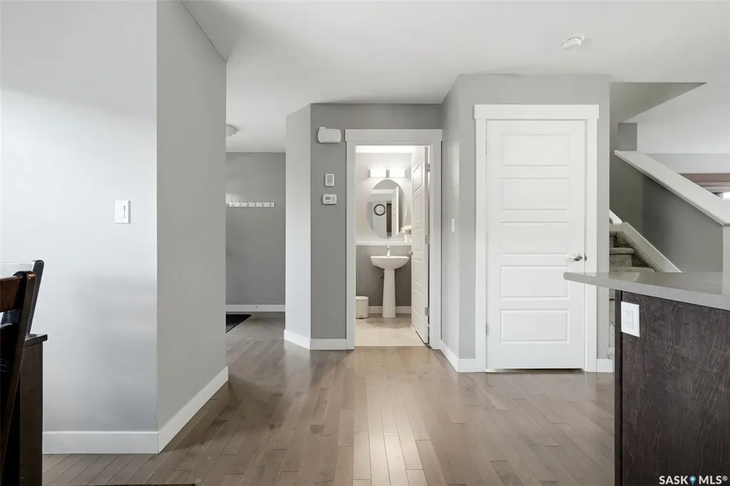 2905 Rochdale Boulevard Regina SK S4X 0N1