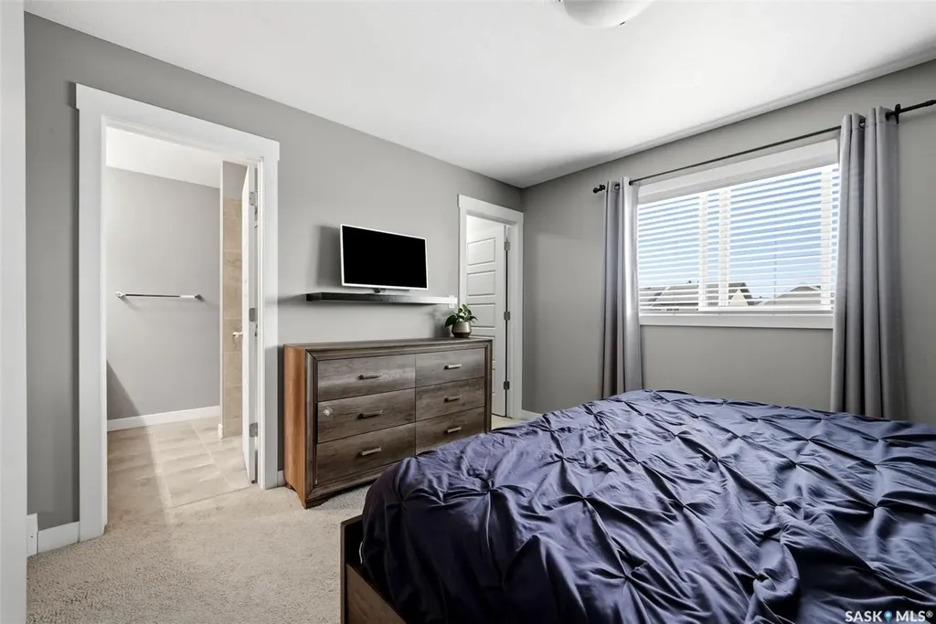 2905 Rochdale Boulevard Regina SK S4X 0N1
