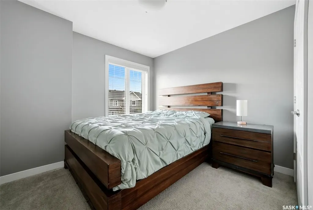 2905 Rochdale Boulevard Regina SK S4X 0N1