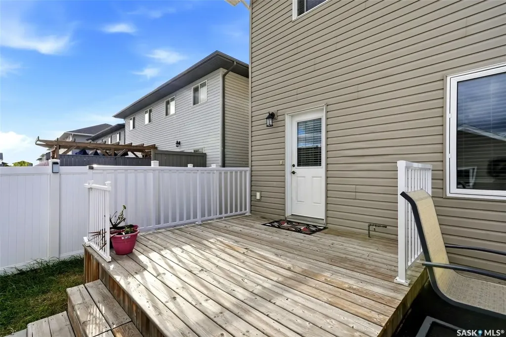 2905 Rochdale Boulevard Regina SK S4X 0N1