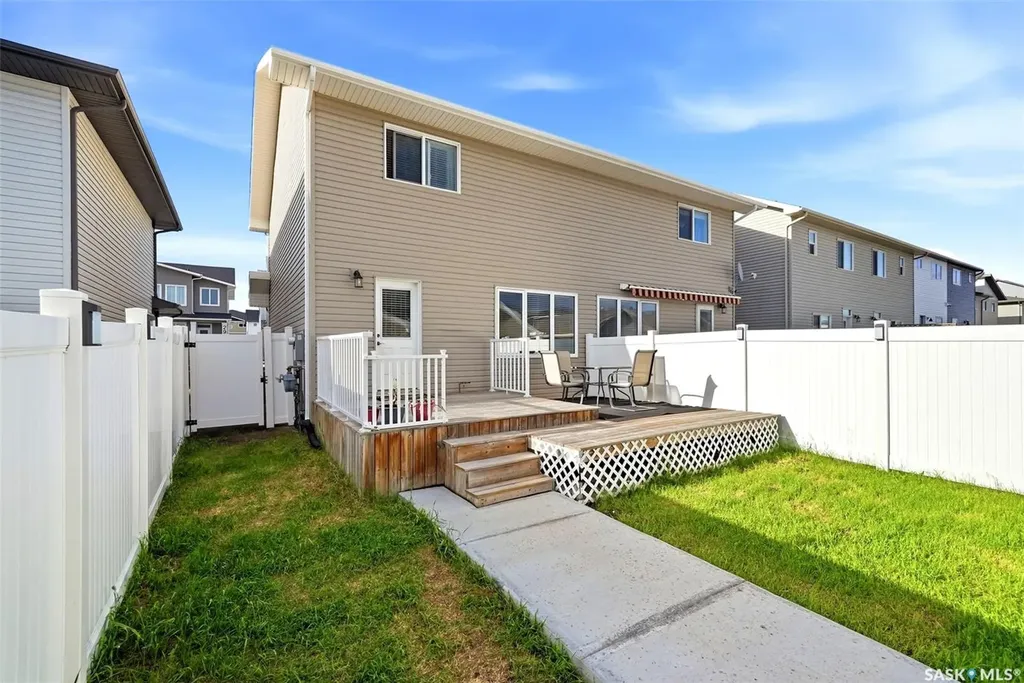2905 Rochdale Boulevard Regina SK S4X 0N1