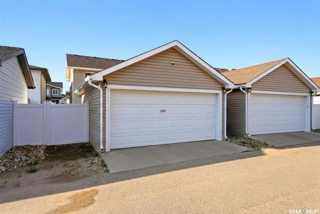 2905 Rochdale Boulevard Regina SK S4X 0N1