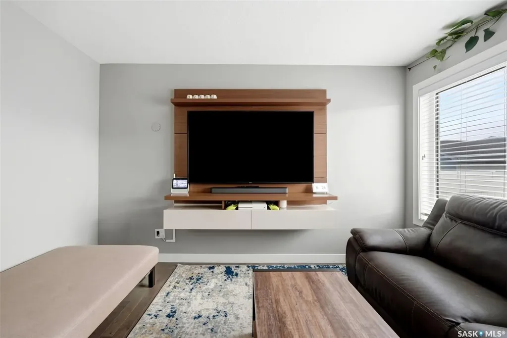 2905 Rochdale Boulevard Regina SK S4X 0N1