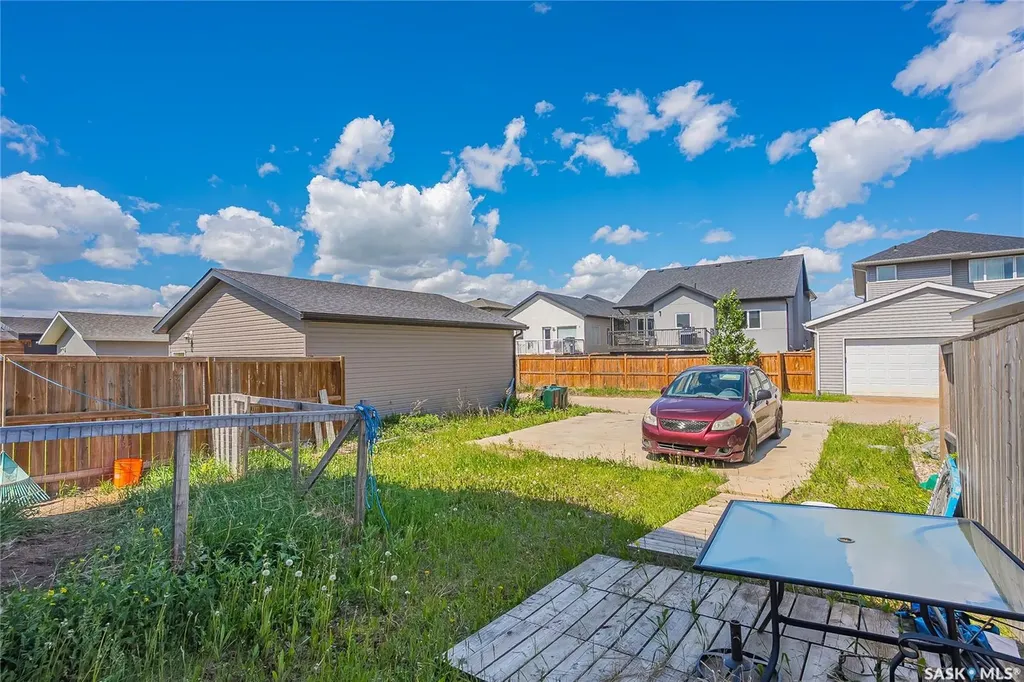 535 Fast Way Saskatoon SK S7W 0X1