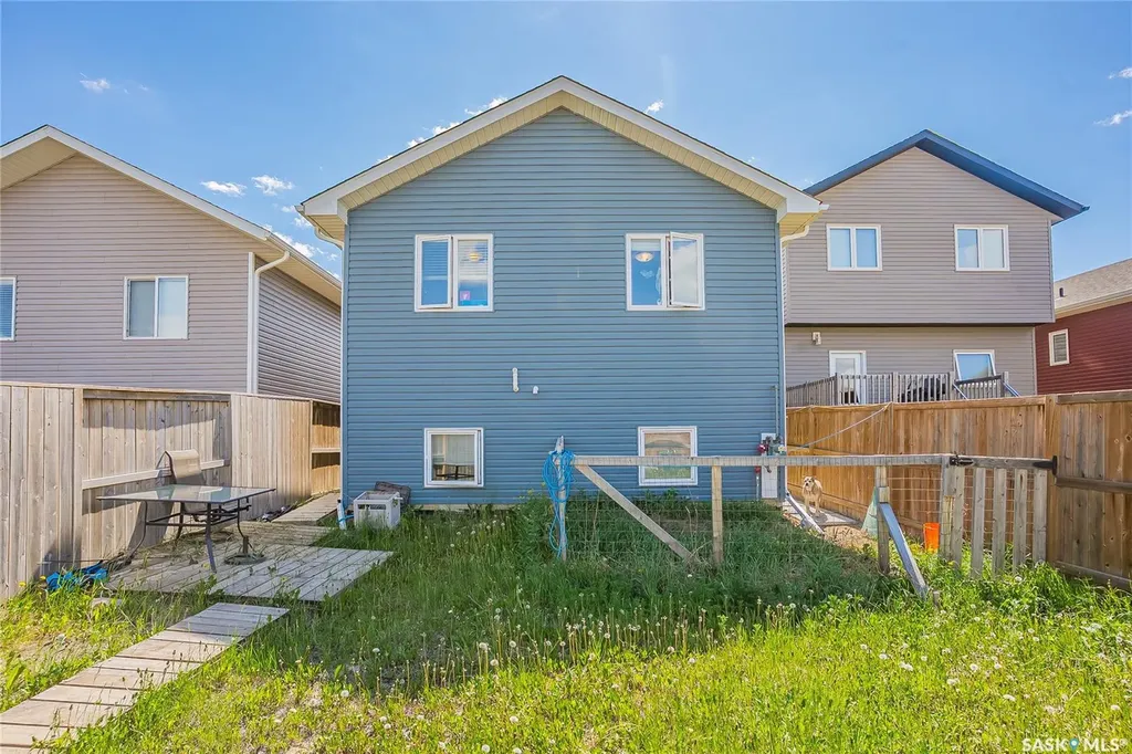 535 Fast Way Saskatoon SK S7W 0X1