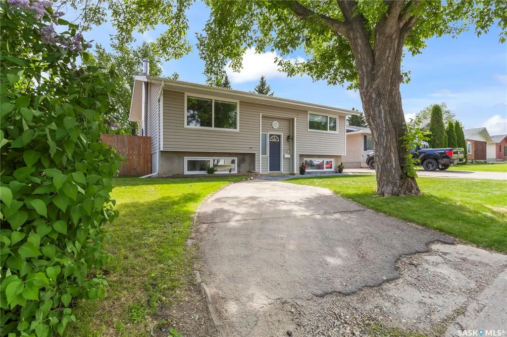 1171 Cook Drive Prince Albert SK S6V 2R7
