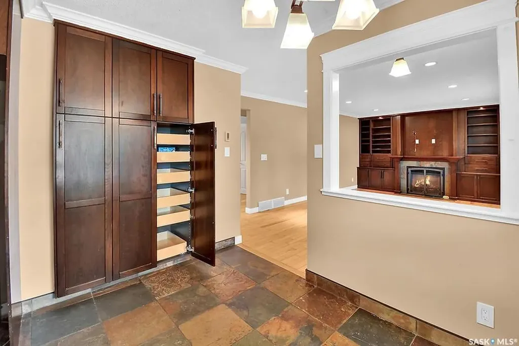1369 East Centre Saskatoon SK S7J 3A8