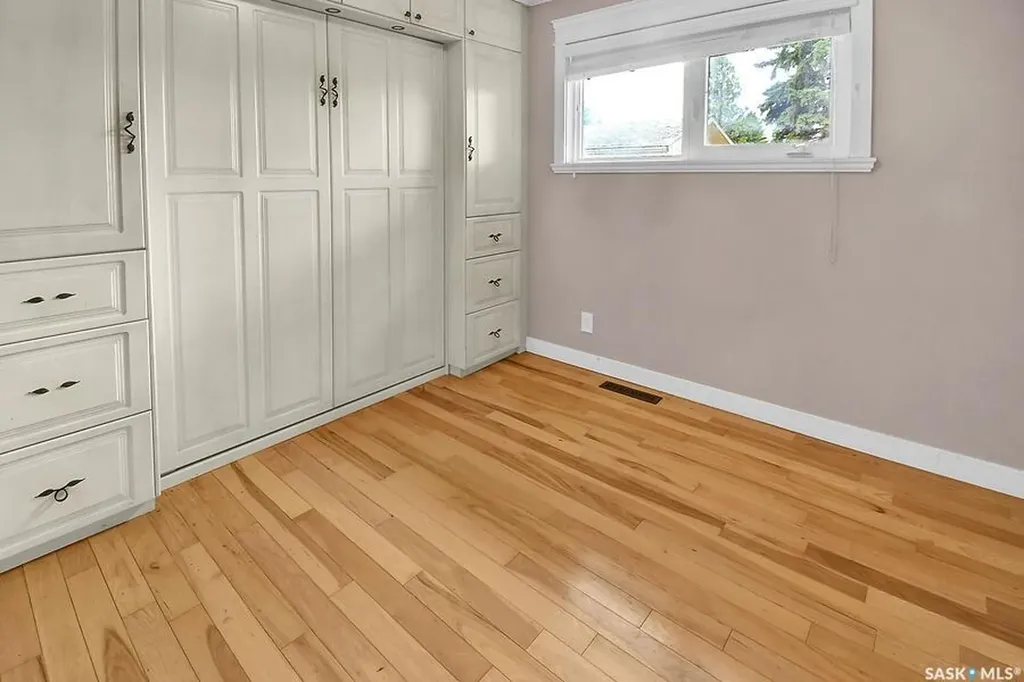1369 East Centre Saskatoon SK S7J 3A8