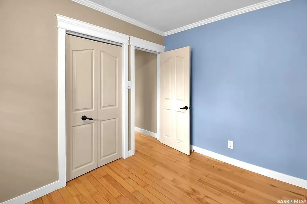 1369 East Centre Saskatoon SK S7J 3A8