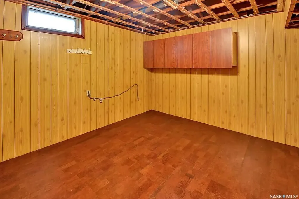 1369 East Centre Saskatoon SK S7J 3A8