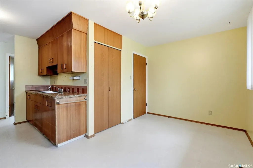 1922 Richardson Road Saskatoon SK S7L 0C4