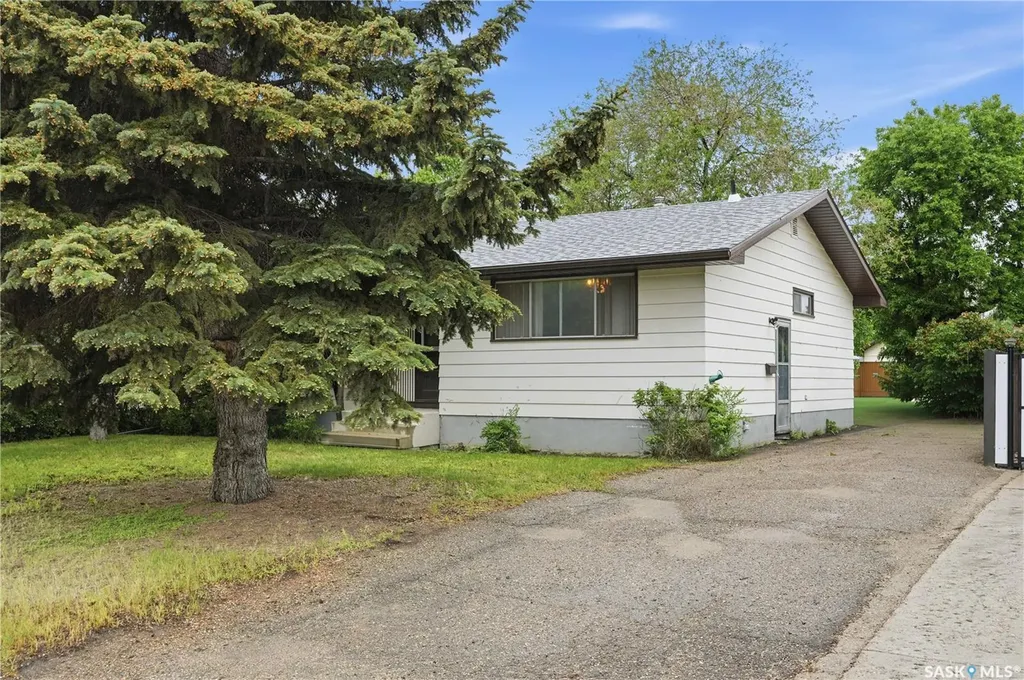 1922 Richardson Road Saskatoon SK S7L 0C4