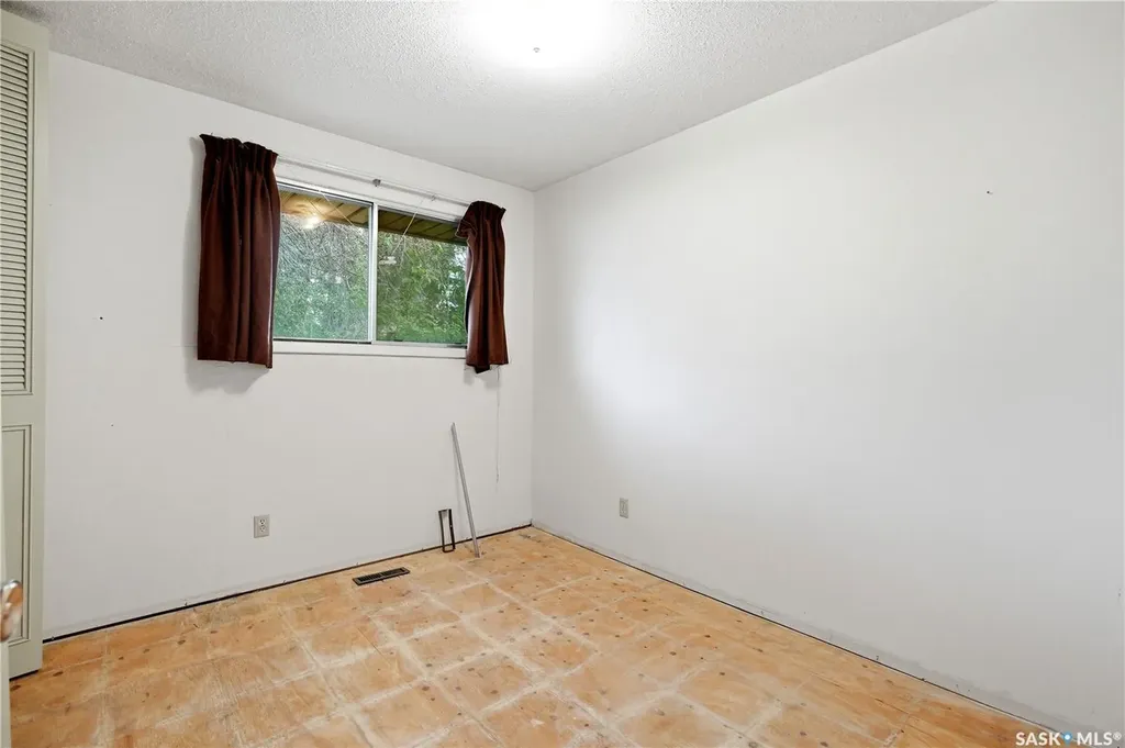 1922 Richardson Road Saskatoon SK S7L 0C4
