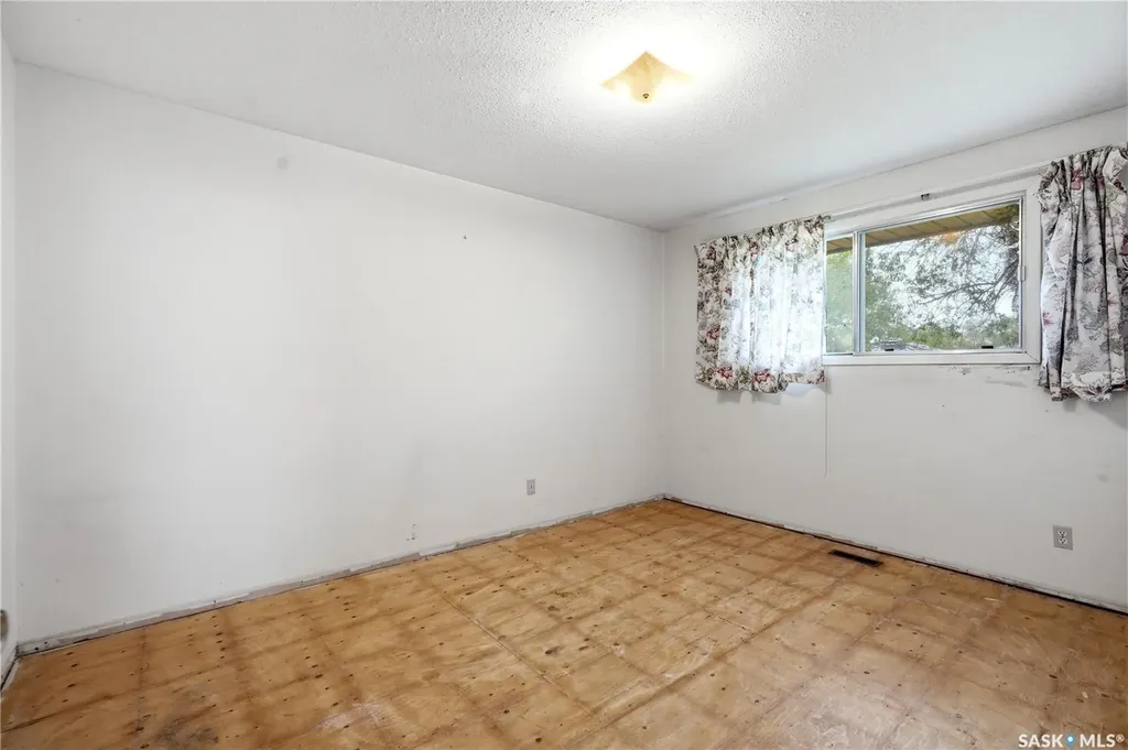 1922 Richardson Road Saskatoon SK S7L 0C4