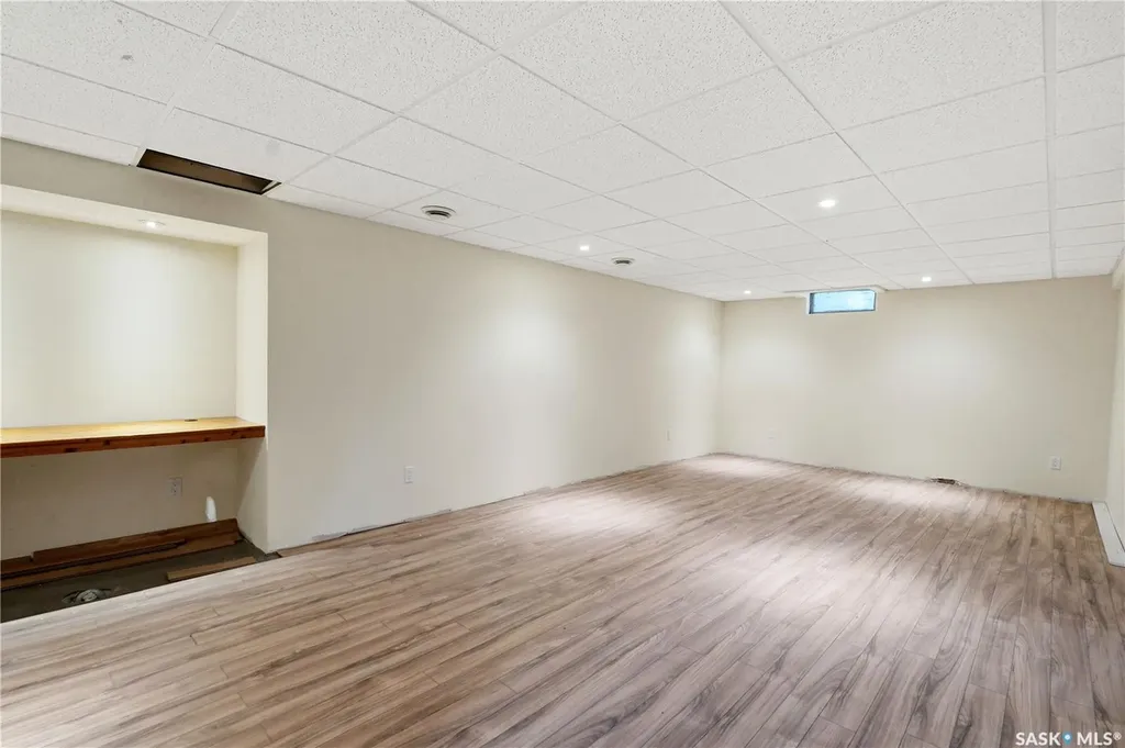 1922 Richardson Road Saskatoon SK S7L 0C4