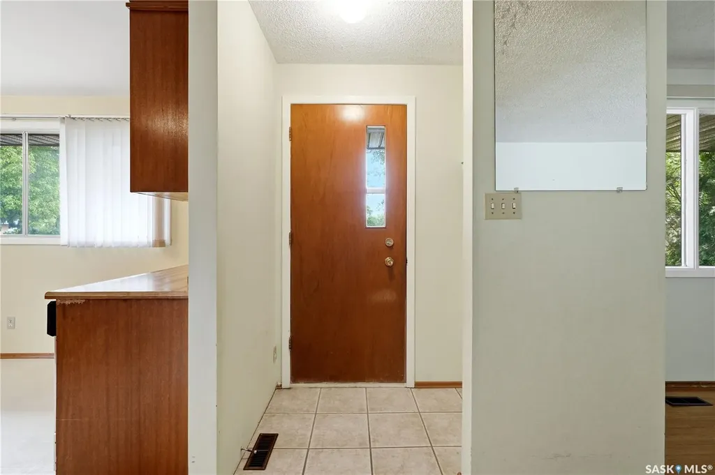 1922 Richardson Road Saskatoon SK S7L 0C4
