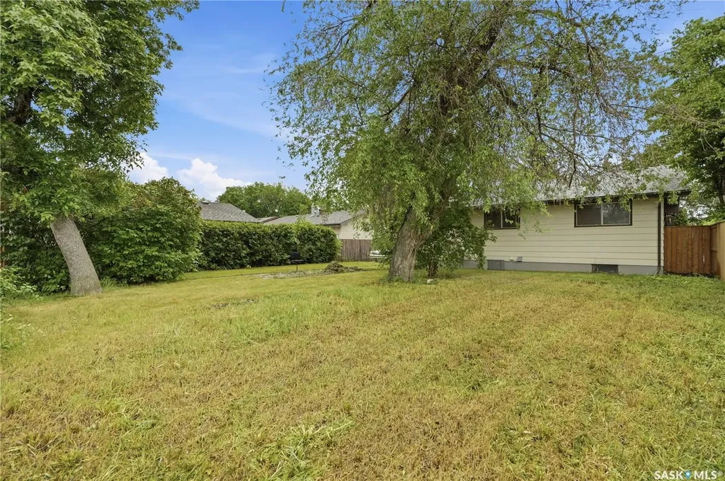 1922 Richardson Road Saskatoon SK S7L 0C4