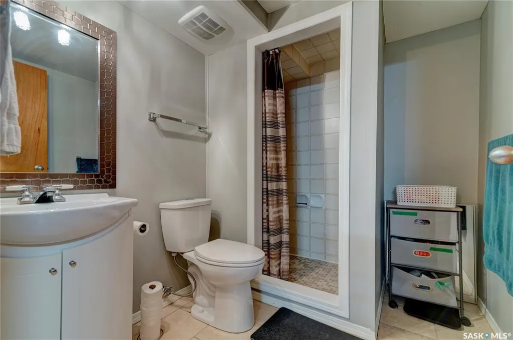 66 Denny Crescent Regina SK S4N 5J9