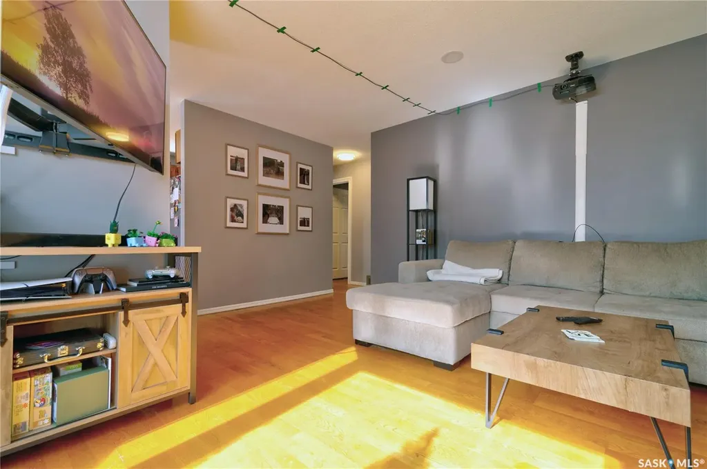 66 Denny Crescent Regina SK S4N 5J9