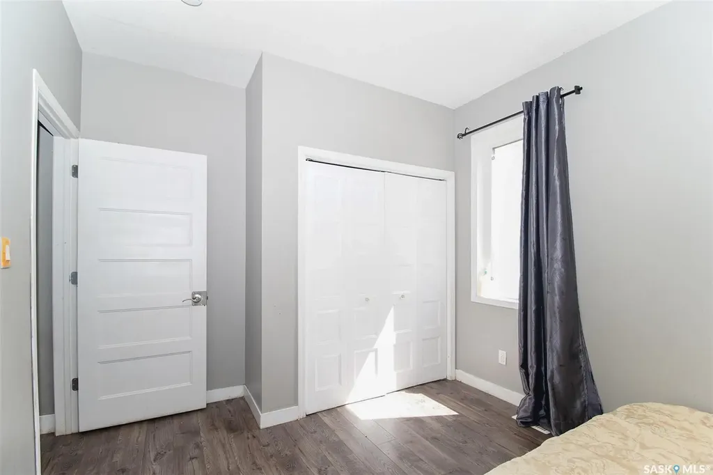 1352 Angus Street Regina SK S4T 1Y8