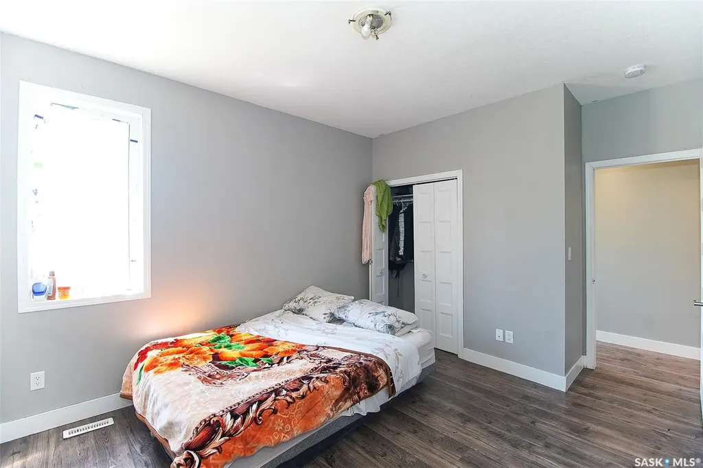 1352 Angus Street Regina SK S4T 1Y8