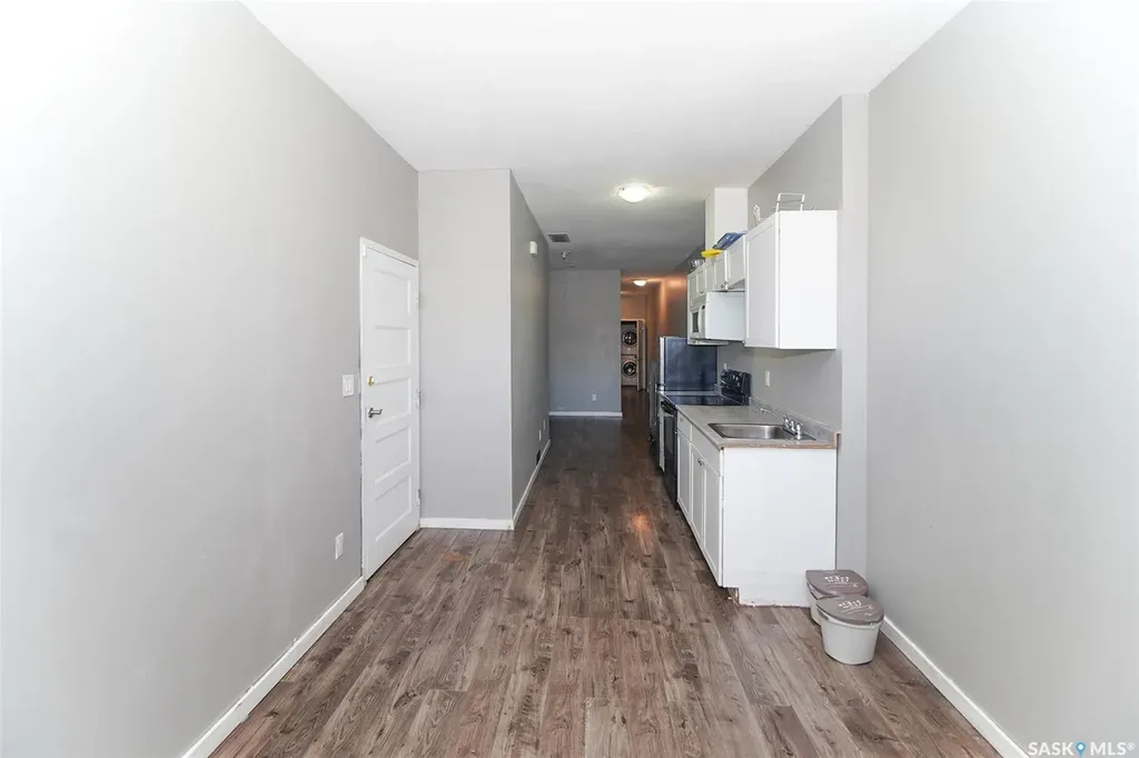1352 Angus Street Regina SK S4T 1Y8