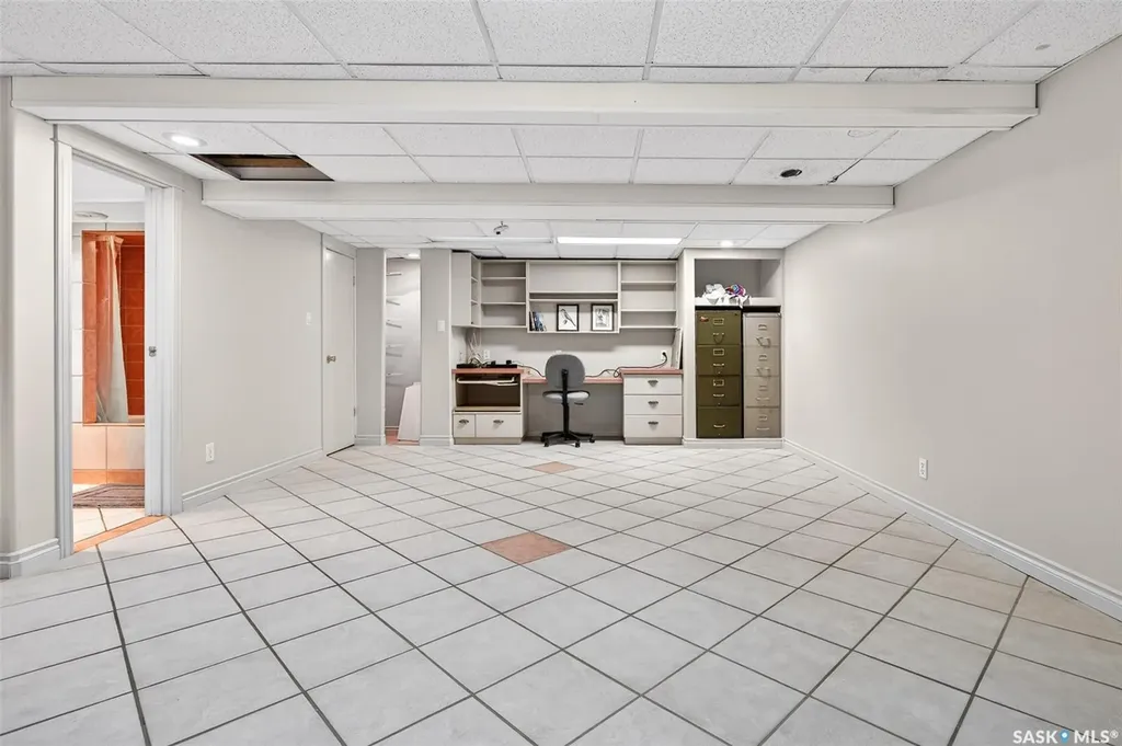 1198 Duffield Crescent Moose Jaw SK S6H 5M4