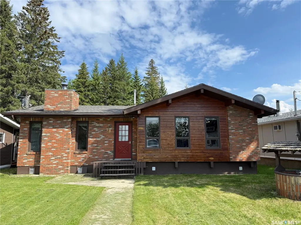 34 Mathews Crescent Turtle View SK S0M 1J0