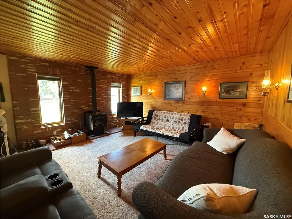 34 Mathews Crescent Turtle View SK S0M 1J0