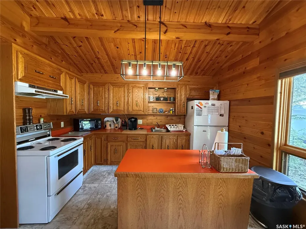 34 Mathews Crescent Turtle View SK S0M 1J0