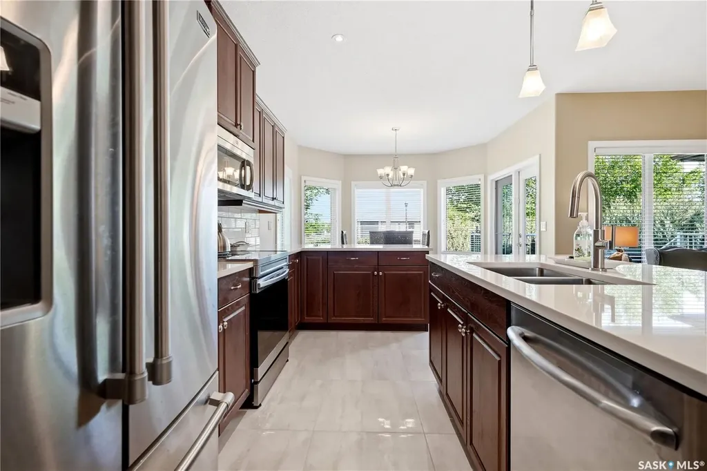 4501 Bergamot Bay E Regina SK S4V 1M8