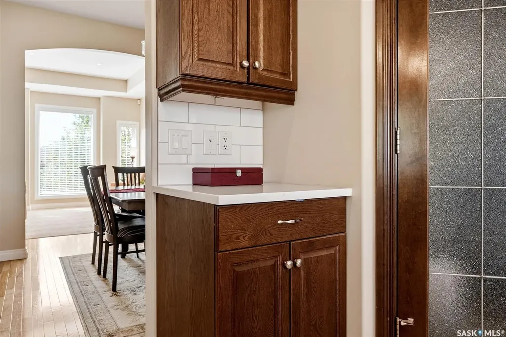 4501 Bergamot Bay E Regina SK S4V 1M8