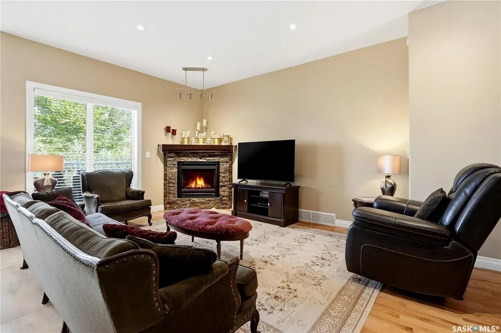 4501 Bergamot Bay E Regina SK S4V 1M8