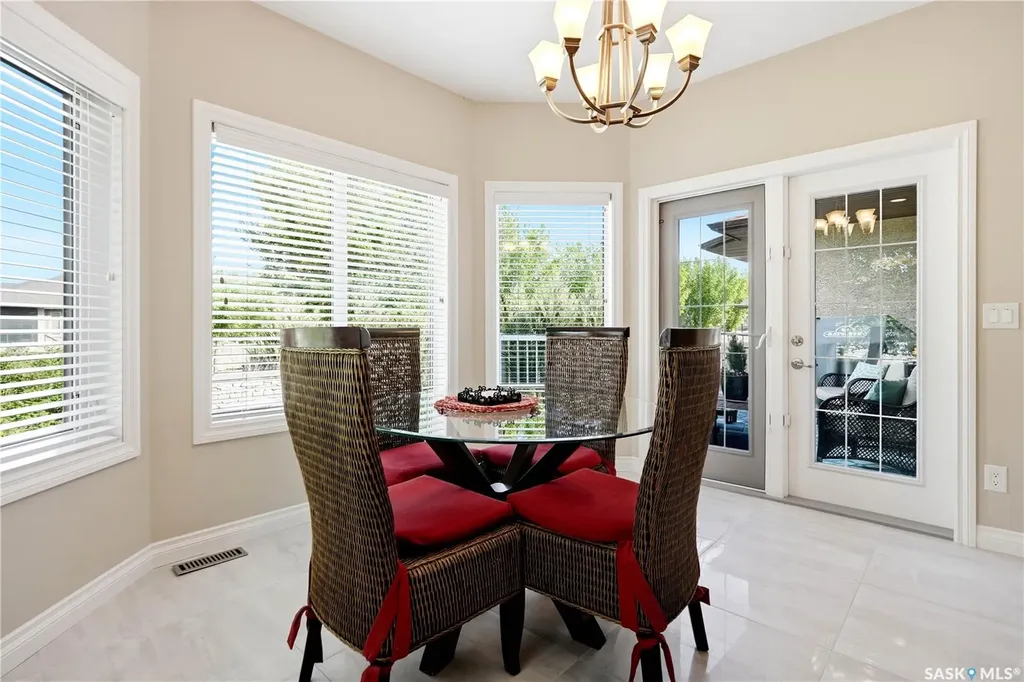 4501 Bergamot Bay E Regina SK S4V 1M8