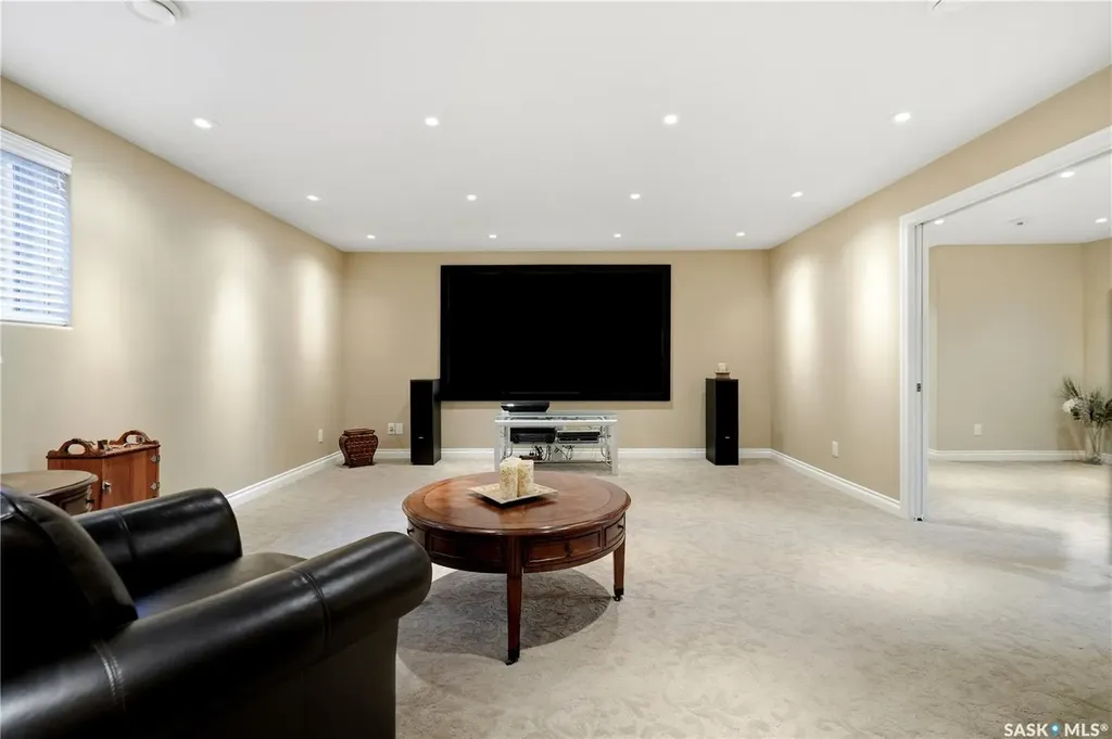 4501 Bergamot Bay E Regina SK S4V 1M8