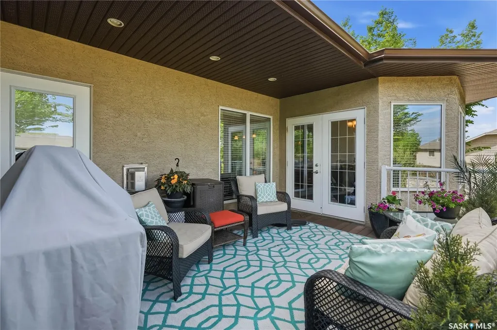4501 Bergamot Bay E Regina SK S4V 1M8