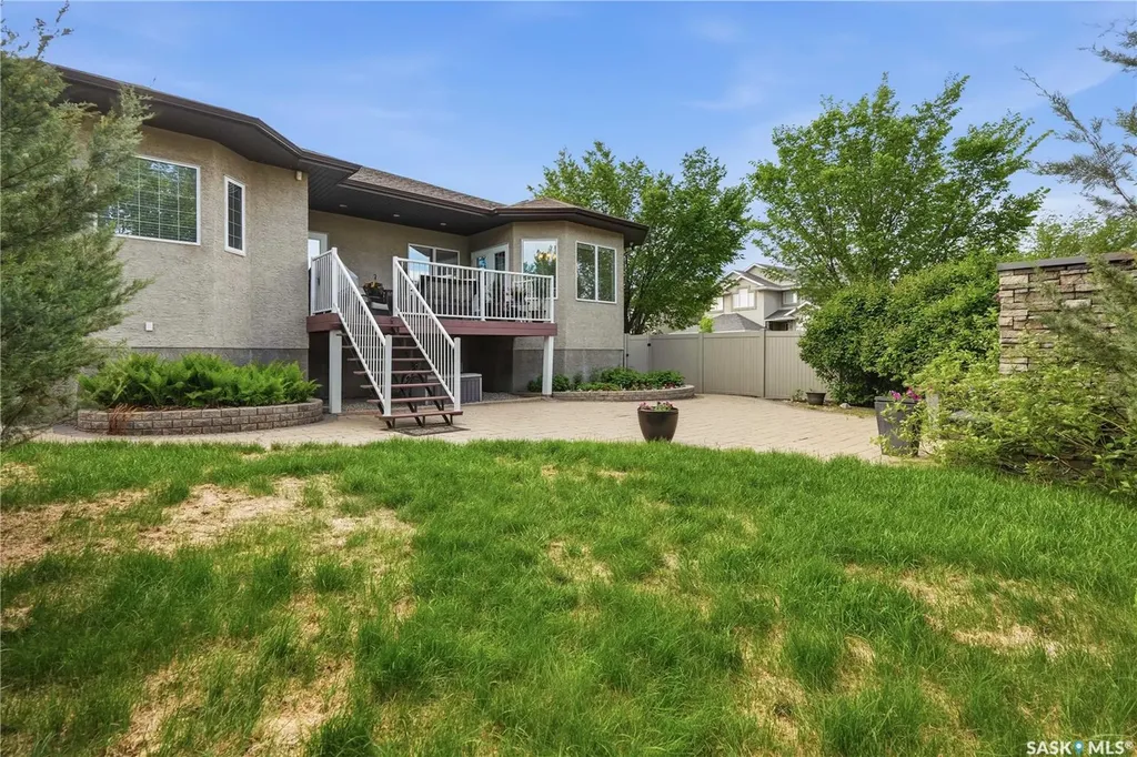 4501 Bergamot Bay E Regina SK S4V 1M8