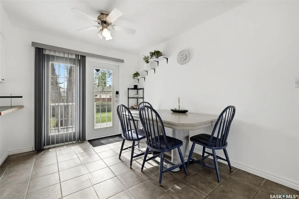 942 Broad Street N Regina SK S4R 5V7