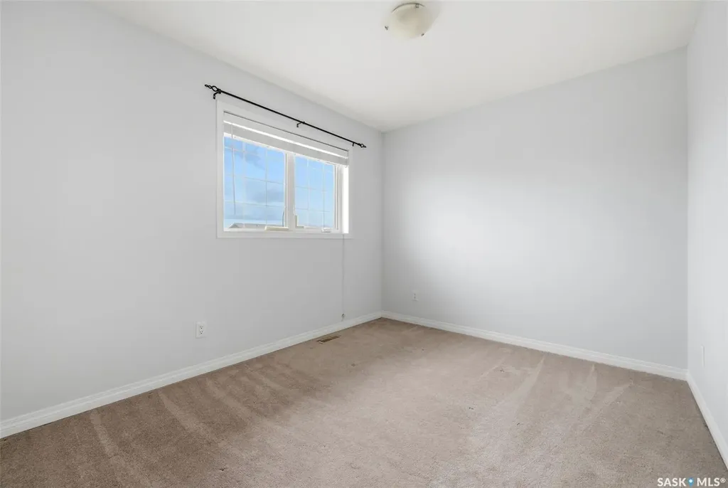 2755 Alfred Crescent Regina SK S4V 1E5