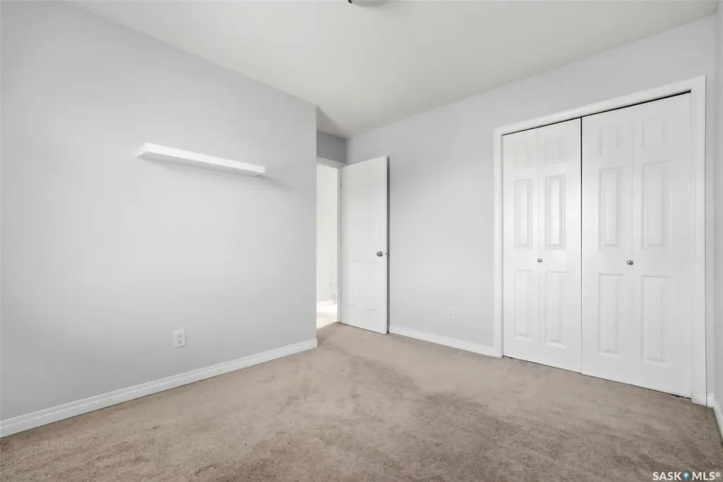 2755 Alfred Crescent Regina SK S4V 1E5