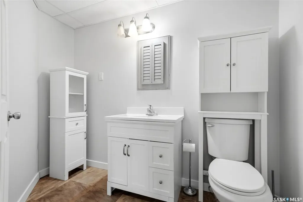 2755 Alfred Crescent Regina SK S4V 1E5