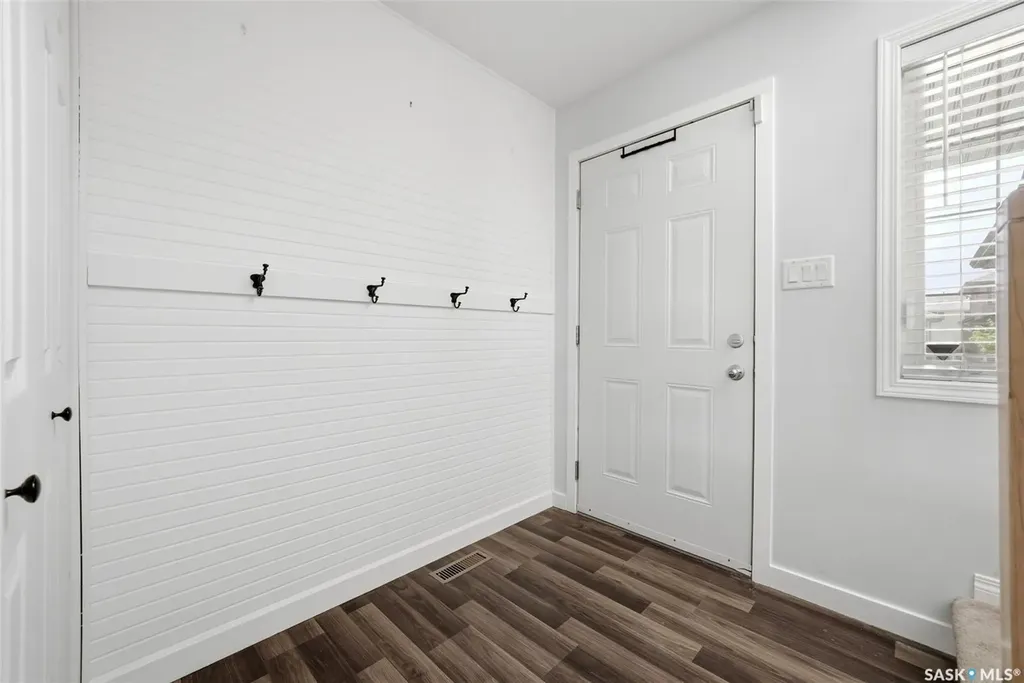 2755 Alfred Crescent Regina SK S4V 1E5