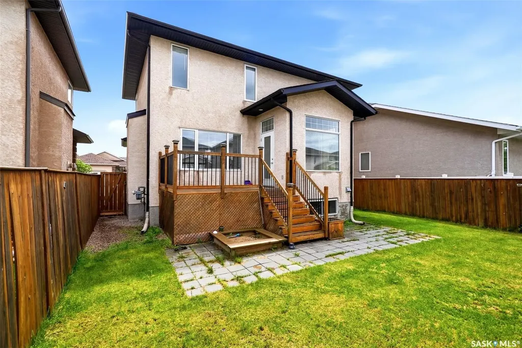 2755 Alfred Crescent Regina SK S4V 1E5