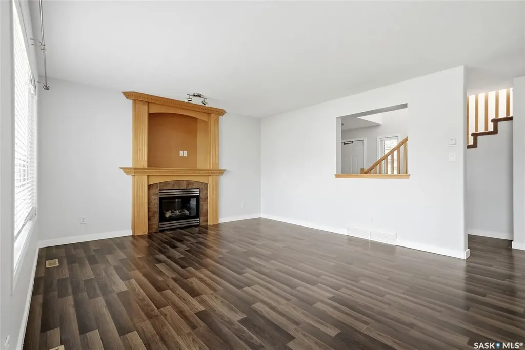 2755 Alfred Crescent Regina SK S4V 1E5