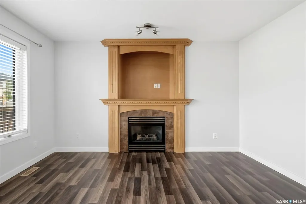 2755 Alfred Crescent Regina SK S4V 1E5